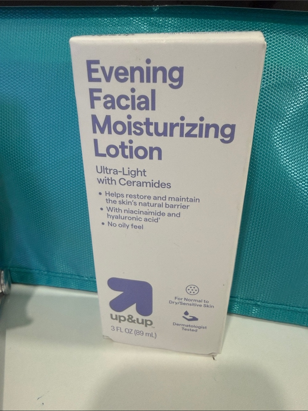 Evening Facial Moisturizing Lotion - Lavender/Light Purple